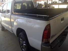 2006 TOYOTA TACOMA, WHITE, EXTD CAB, 2.7L Z25110
